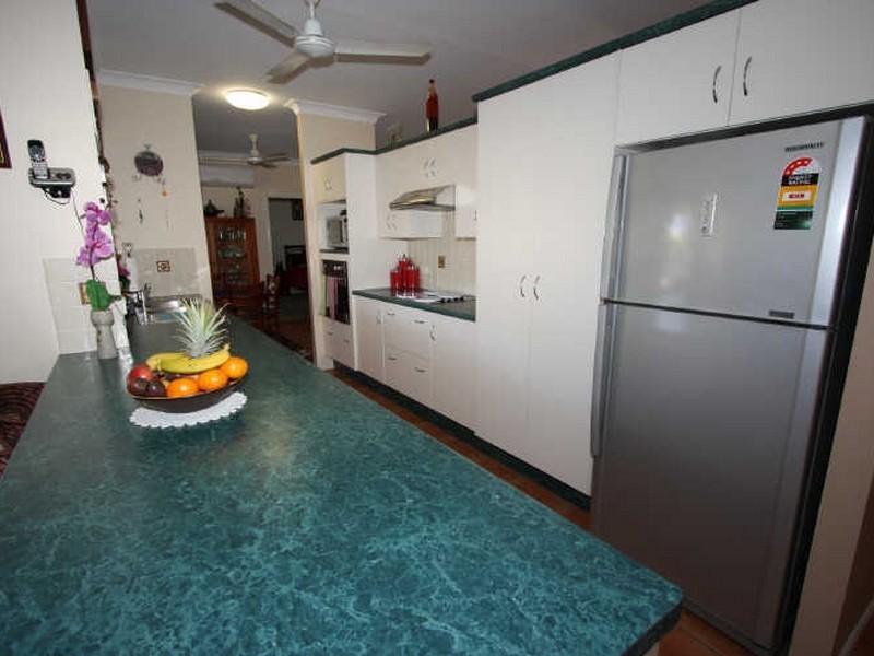 2 Lakewood Ave, Kirwan QLD 4817