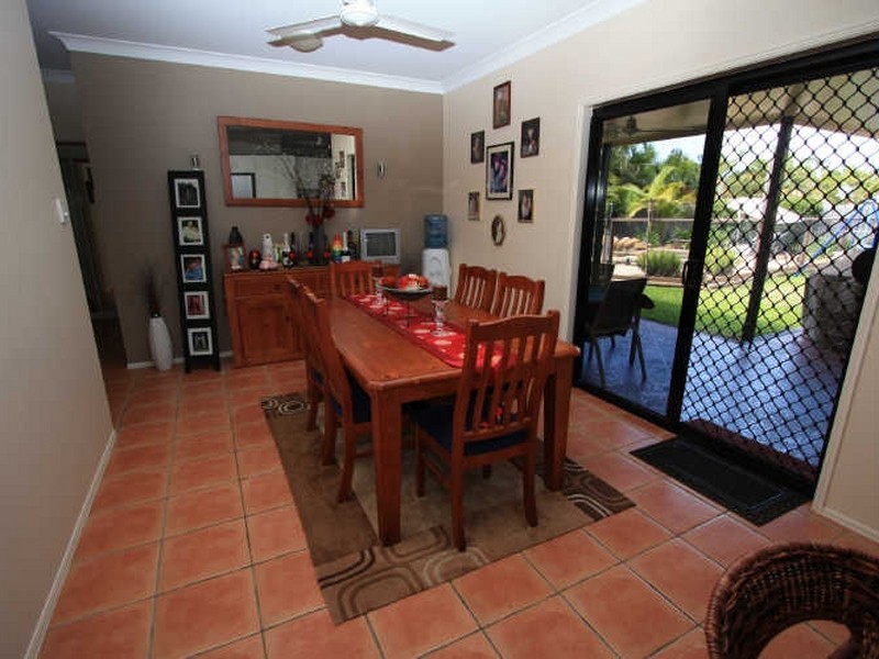 2 Lakewood Ave, Kirwan QLD 4817