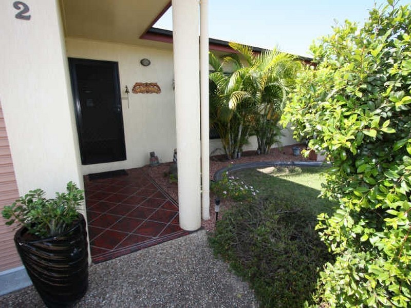 2 Lakewood Ave, Kirwan QLD 4817