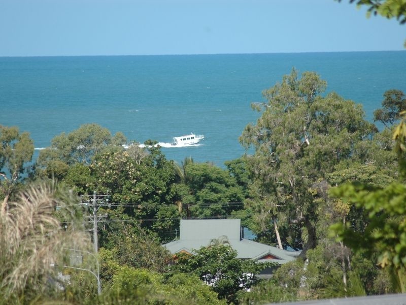 36 Dunkalli Cres, Wongaling Beach QLD 4852