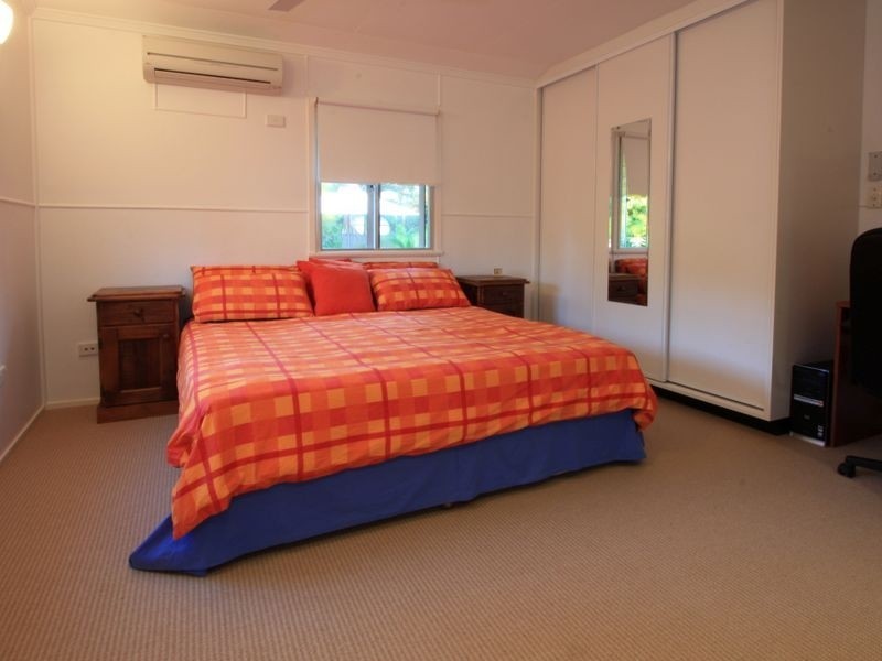 18 Wood Street, Mundingburra QLD 4812