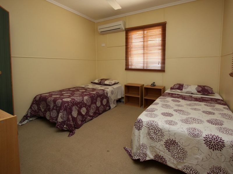 18 Wood Street, Mundingburra QLD 4812