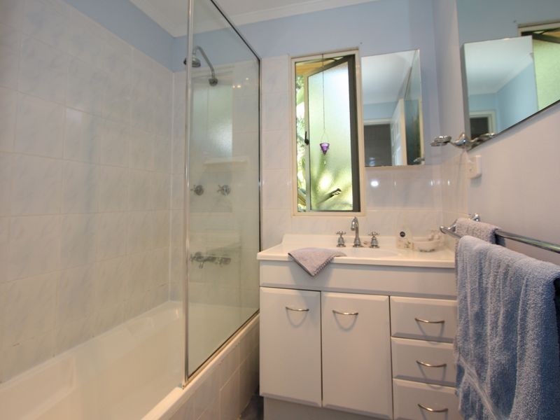 18 Wood Street, Mundingburra QLD 4812