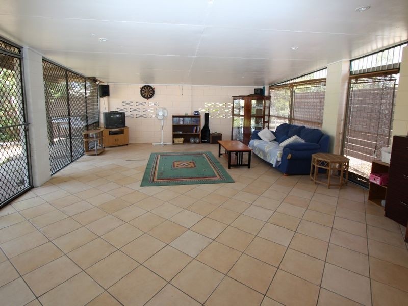 18 Wood Street, Mundingburra QLD 4812