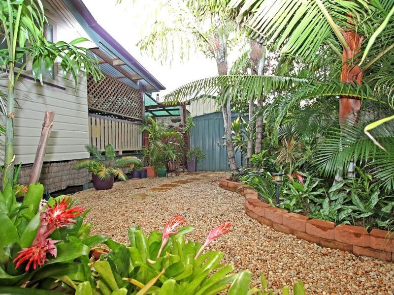 4 Cummins Street, Hyde Park QLD 4812