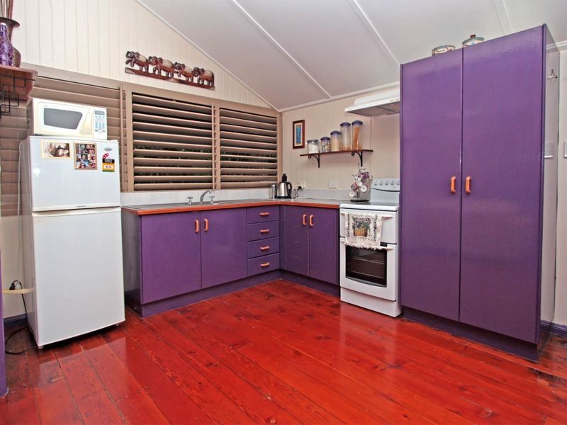 4 Cummins Street, Hyde Park QLD 4812