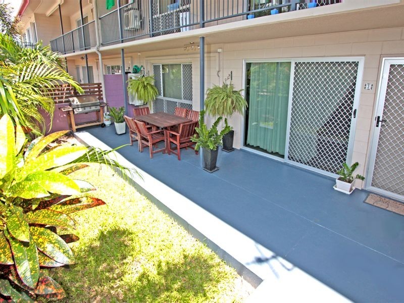 2/2 Howitt Street, North Ward QLD 4810