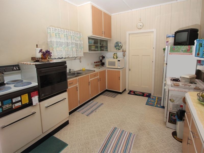 6 Mulligan Street, Mundingburra QLD 4812