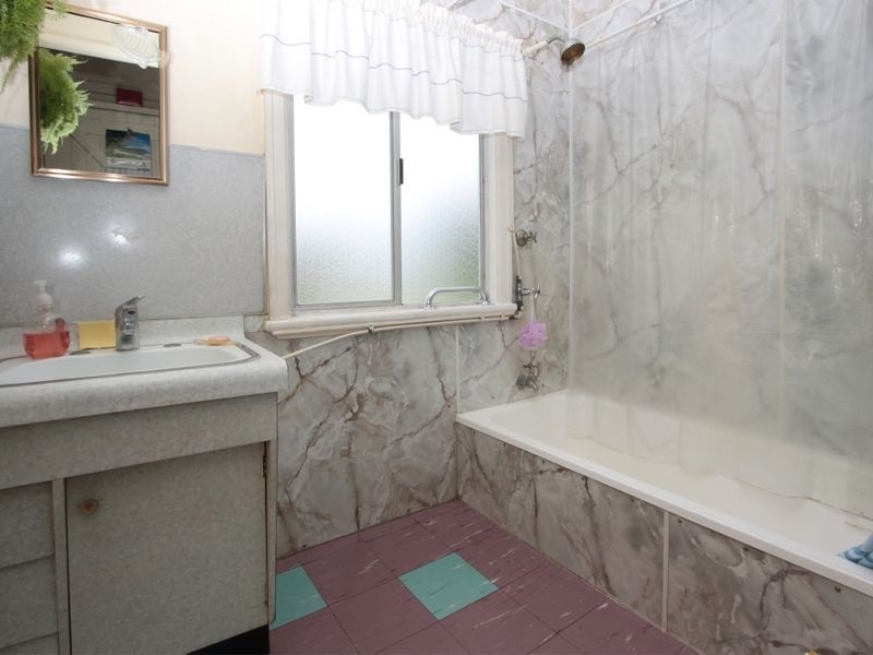 6 Mulligan Street, Mundingburra QLD 4812