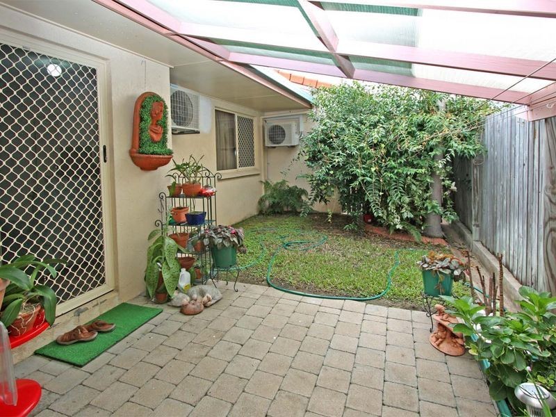 8/14 Nix Street, West End QLD 4810