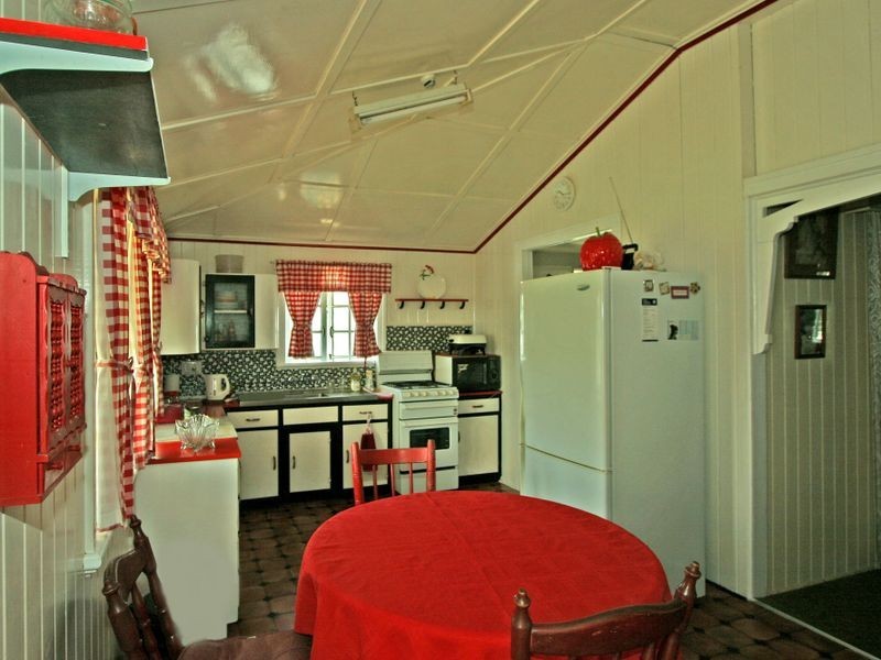 15 Barboutis Street, Belgian Gardens QLD 4810