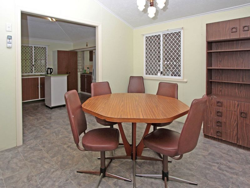 16 Sixth Street, South Townsville QLD 4810