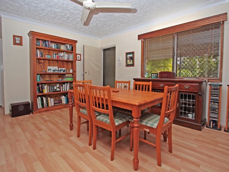2 Reynolds Street, Kirwan QLD 4817