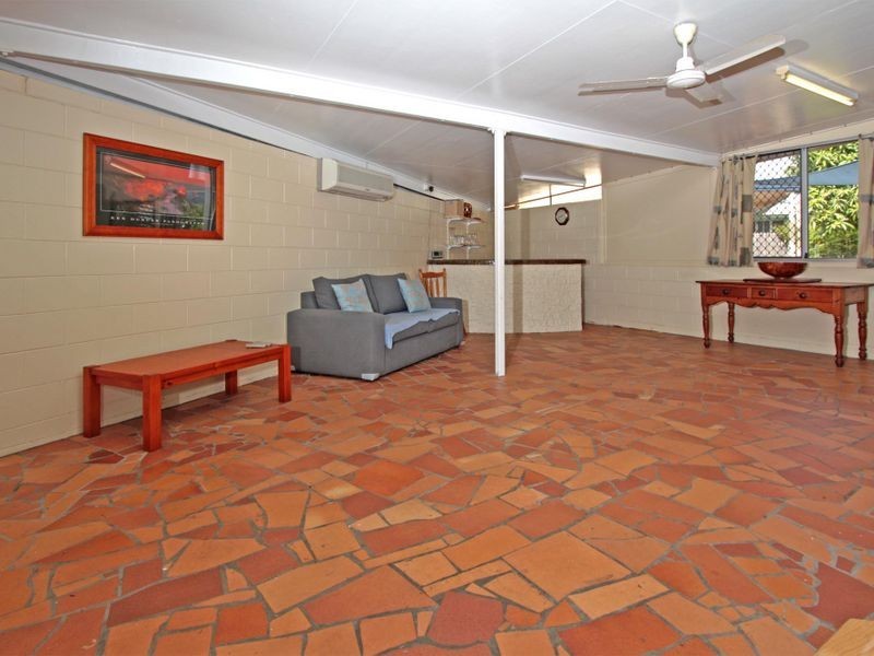 2 Reynolds Street, Kirwan QLD 4817
