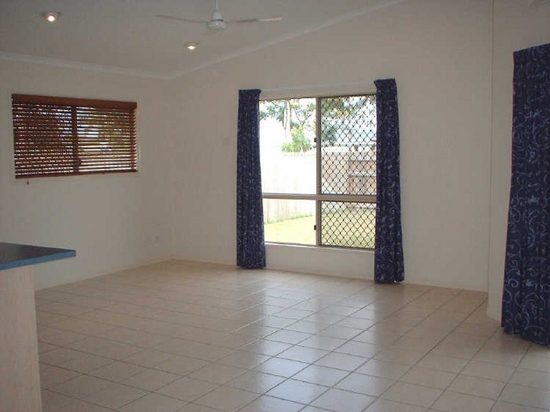 38 Montebello Circle, Kirwan QLD 4817