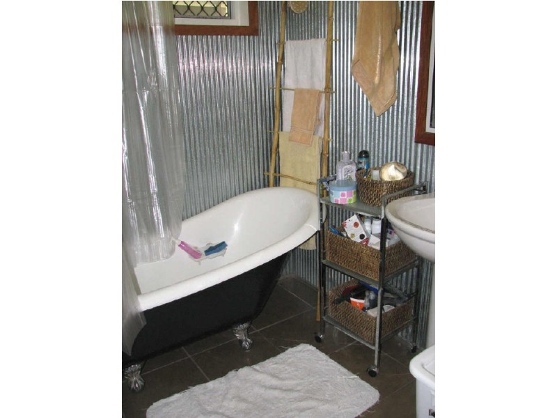 19 Hillview Road, Deeragun QLD 4818