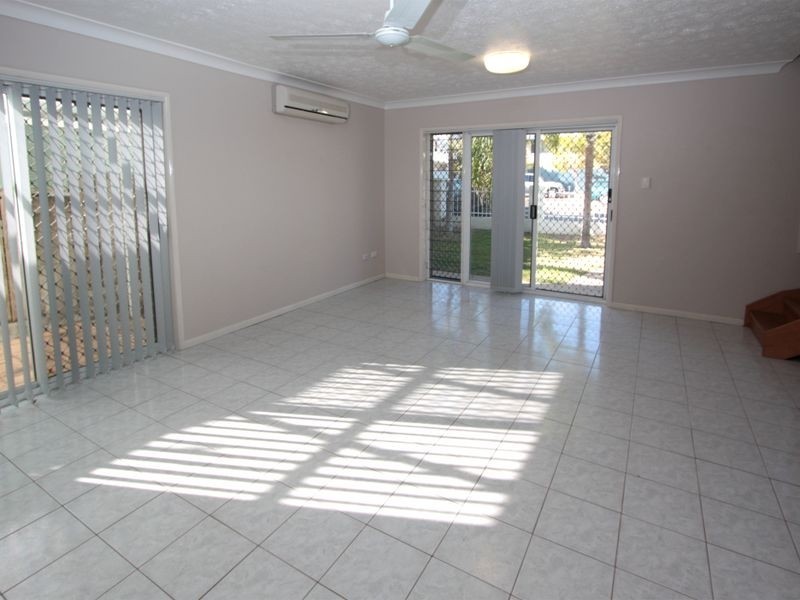 1/8 Lamington Road, West End, Townsville QLD 4810