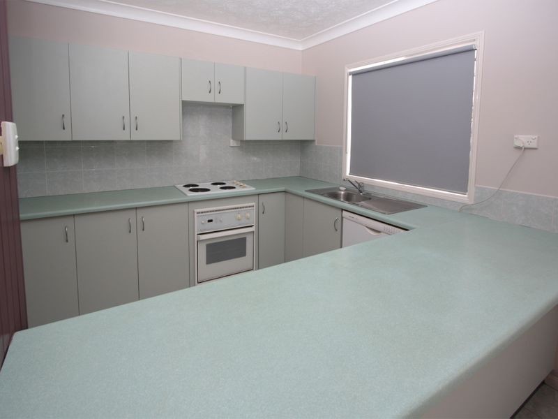 1/8 Lamington Road, West End, Townsville QLD 4810