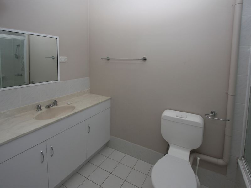 1/8 Lamington Road, West End, Townsville QLD 4810