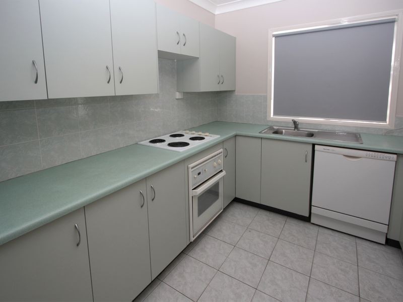 1/8 Lamington Road, West End, Townsville QLD 4810