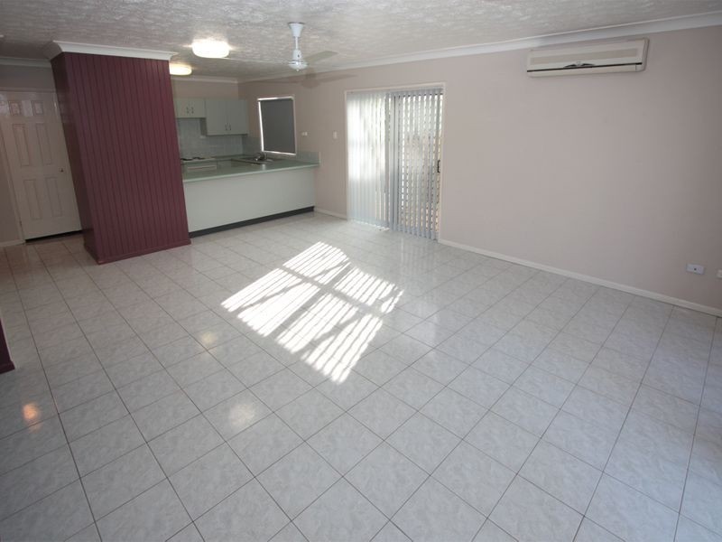 1/8 Lamington Road, West End, Townsville QLD 4810