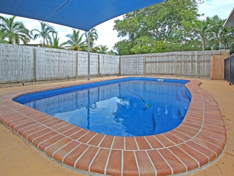 25 Bokirana Crescent, Kirwan QLD 4817