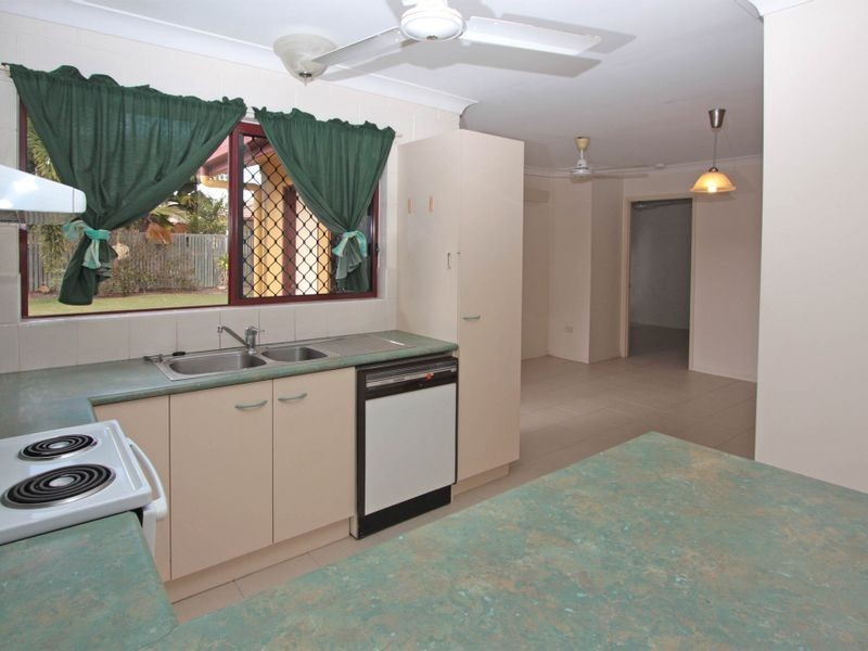 73 Wheeler Circuit, Kirwan QLD 4817