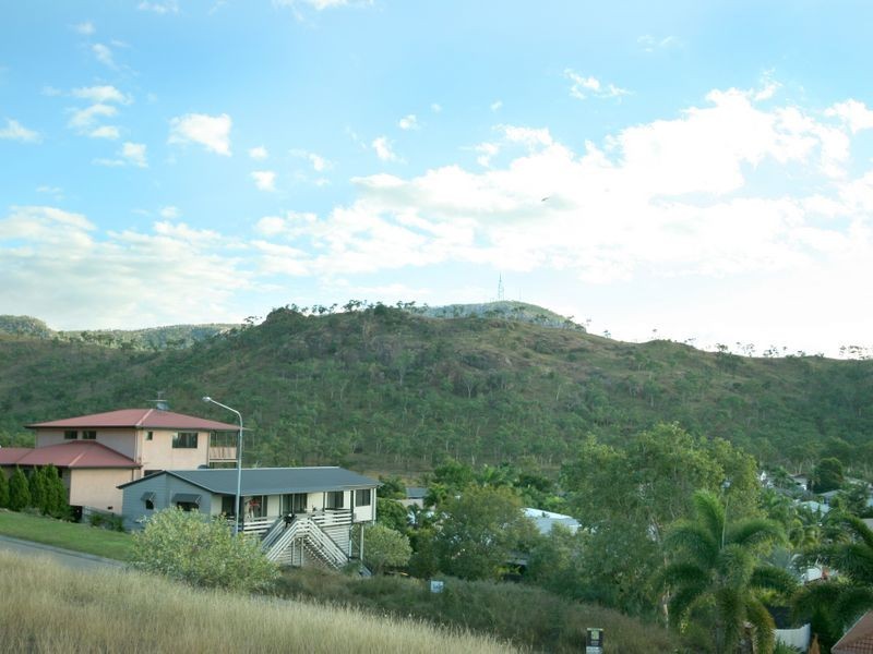 55 Coral Sea Crescent, Wulguru QLD 4811