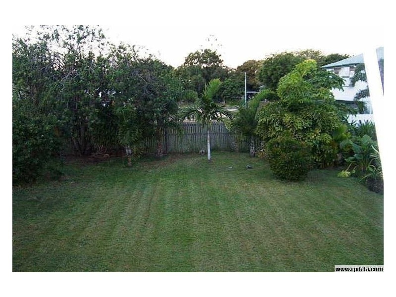 69 Eleventh Avenue, Railway Estate QLD 4810