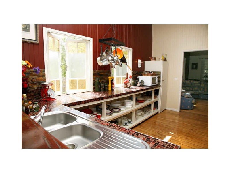 64 Carmody Street, Hermit Park QLD 4812