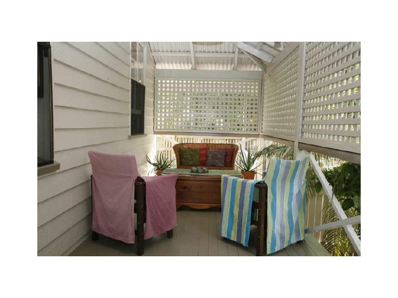 64 Carmody Street, Hermit Park QLD 4812