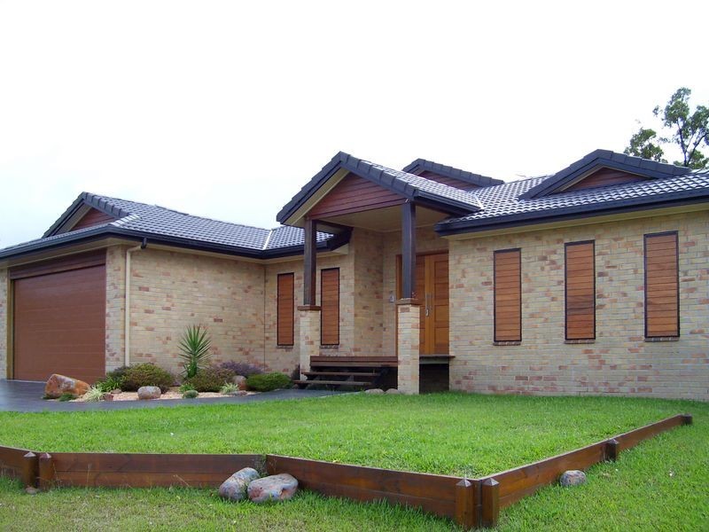 Bushland Beach QLD 4818