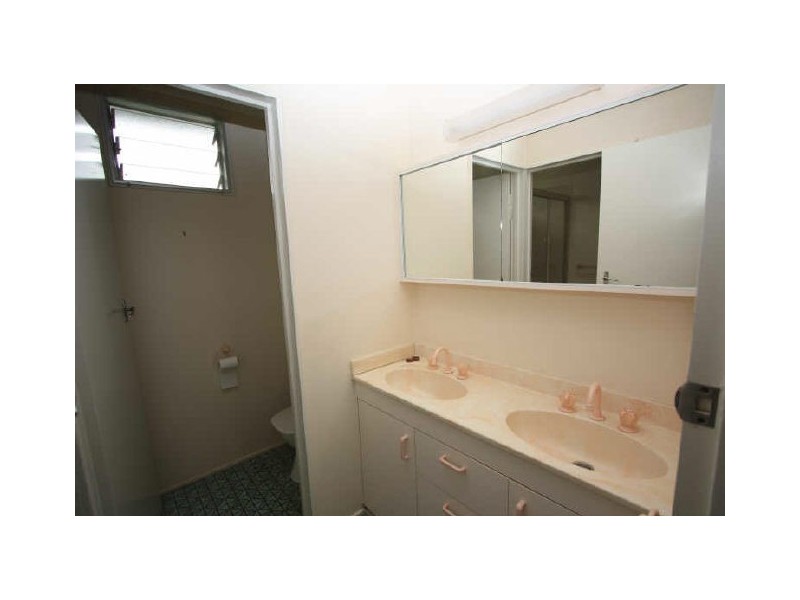 87 Primrose St, Belgian Gardens QLD 4810