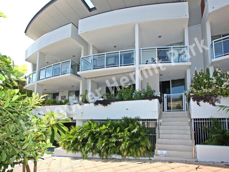 2/1-7 Gregory Street, North Ward QLD 4810