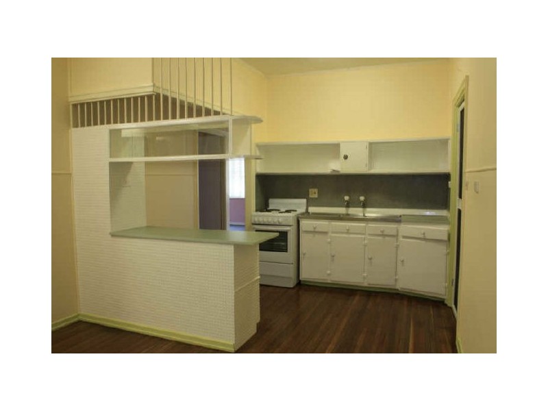 170 Ireland Street, Oonoonba QLD 4811