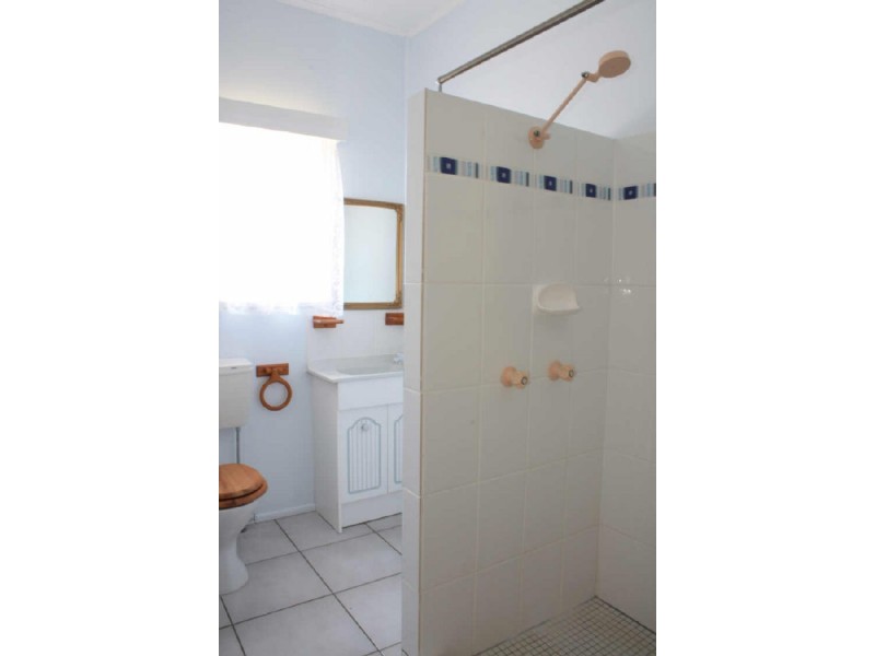 170 Ireland Street, Oonoonba QLD 4811