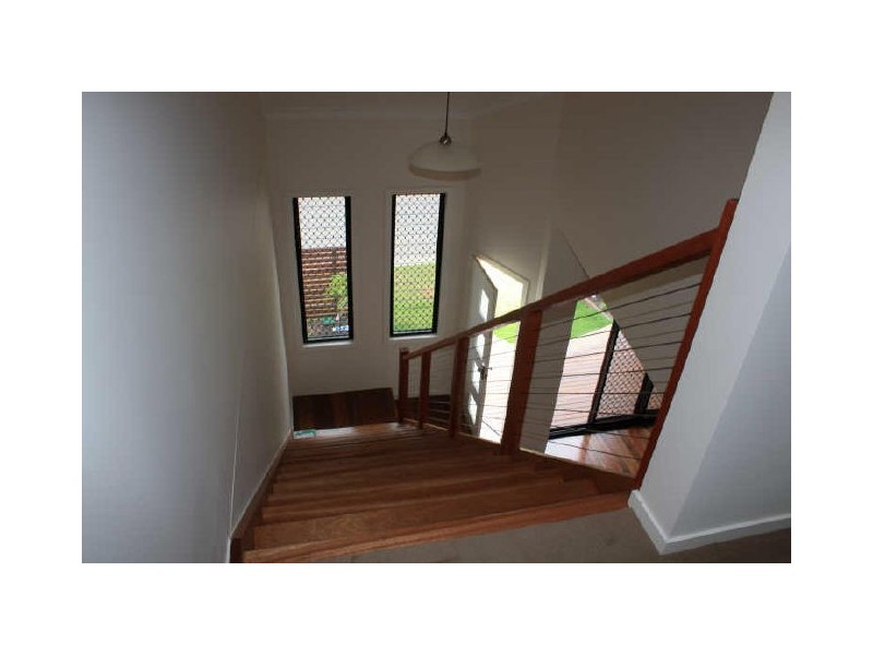 9 Paddington Terr, Douglas QLD 4814