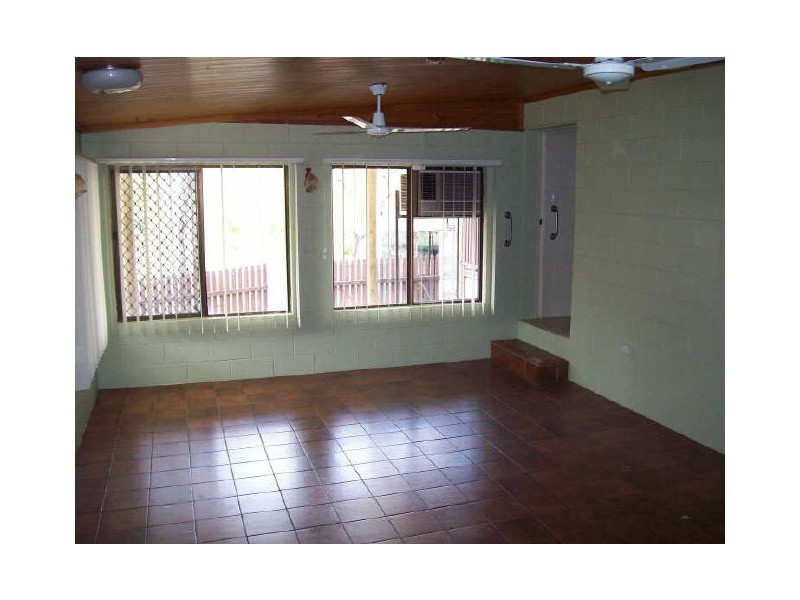 37 Mount Elliot Drive, Alligator Creek QLD 4816