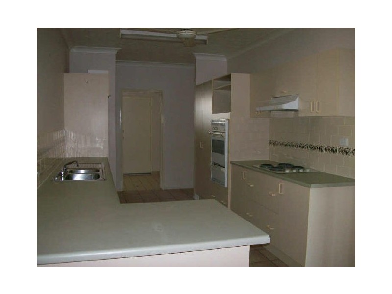 2 Koala Crt, Kelso NSW 2795