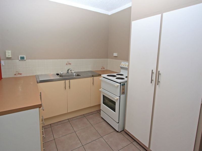 1/17 Gleeson Street, Hermit Park QLD 4812