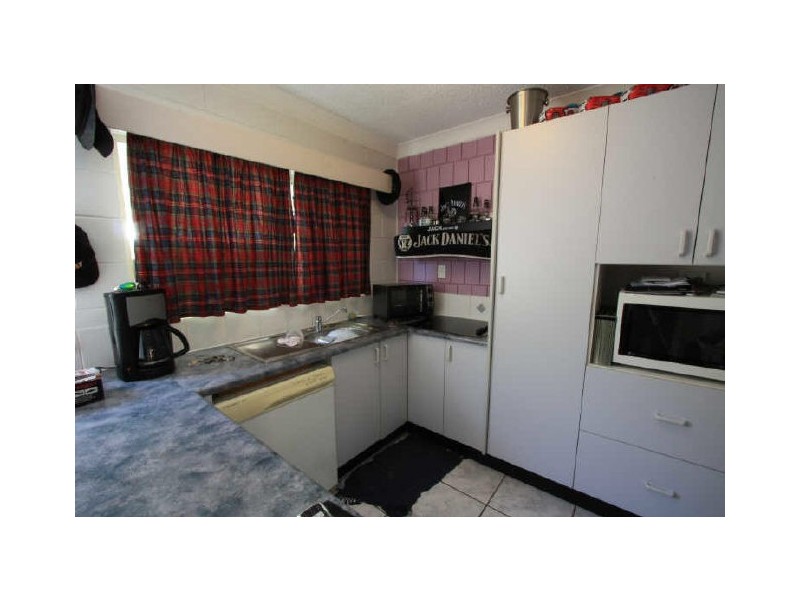 2/34 Bayswater Road, Hyde Park QLD 4812