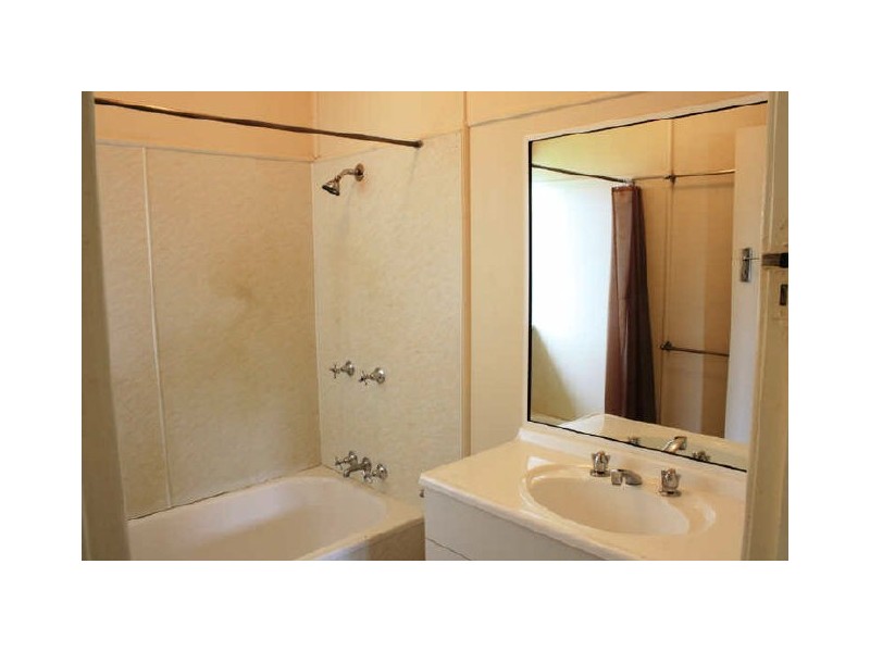 21 Begg Street, Currajong QLD 4812