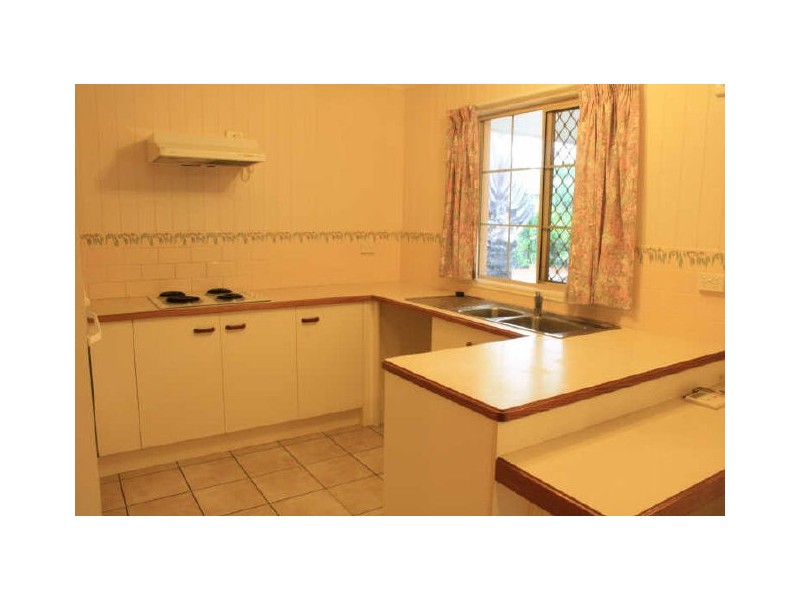 2/13 Pugh Street, Aitkenvale QLD 4814