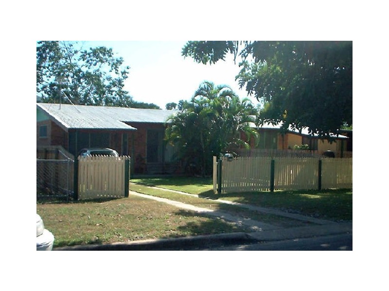 2/7 Burton Street, Mysterton QLD 4812