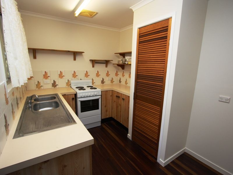 17 Lavarack Street, Mount Louisa QLD 4814