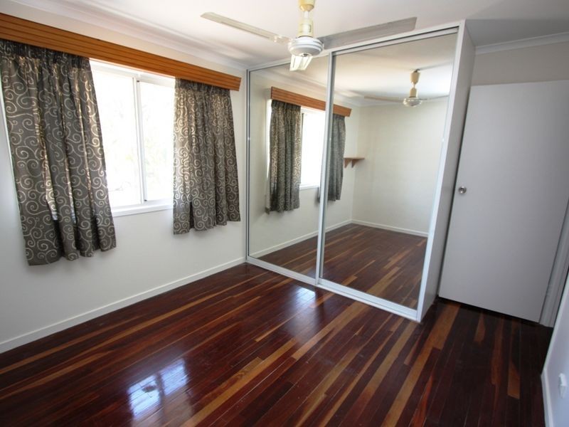 17 Lavarack Street, Mount Louisa QLD 4814