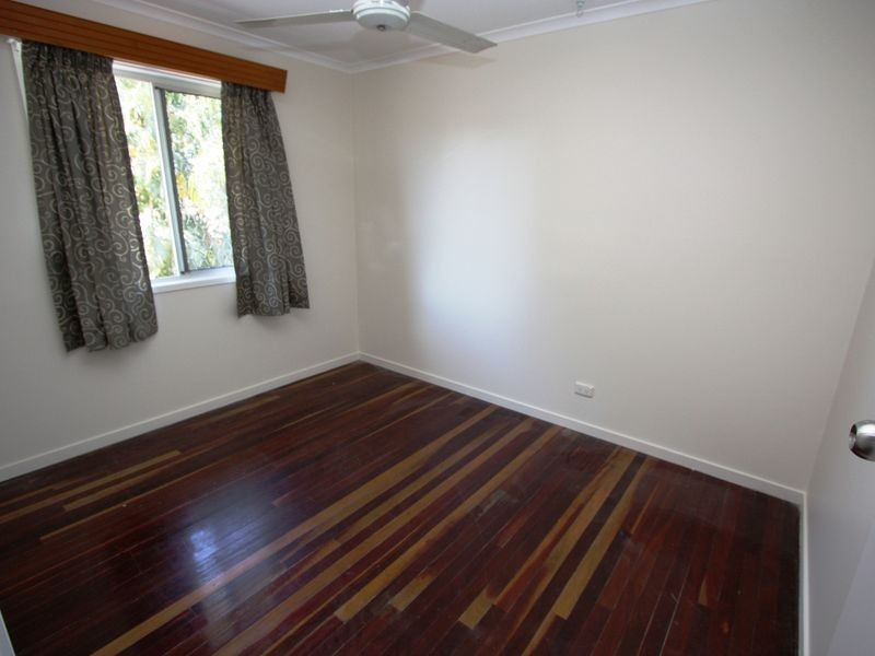 17 Lavarack Street, Mount Louisa QLD 4814