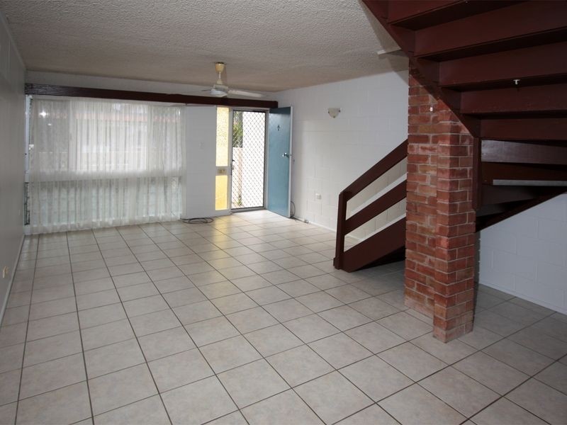 4/24 Bayswater Terrace, Hyde Park QLD 4812