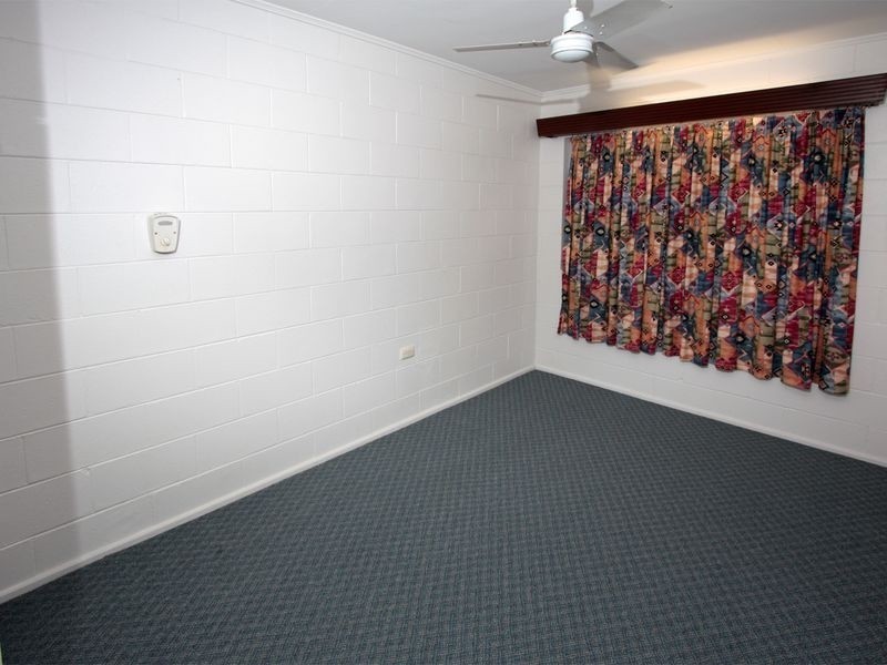 4/24 Bayswater Terrace, Hyde Park QLD 4812