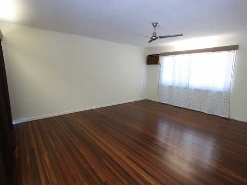 13 Illoura Street, Cranbrook QLD 4814